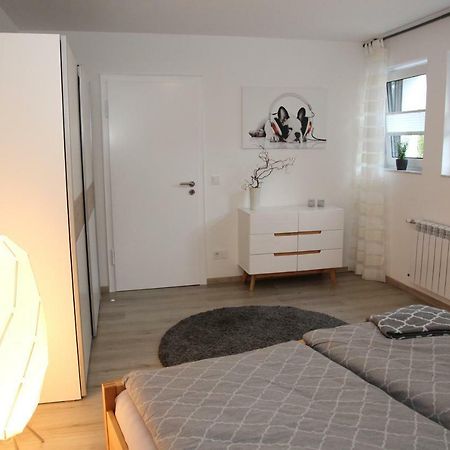 Neue Und Moderne Ferienwohnung Mülheim an der Ruhr Eksteriør billede